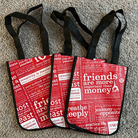 Small lululemon shopping bags - Picture 1 of 1